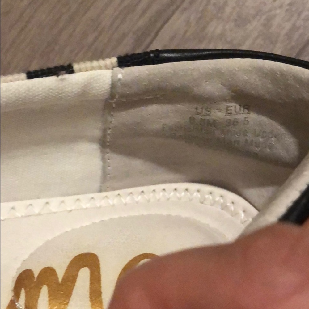Sam Edelman flat —SOLD - Picture 3 of 3
